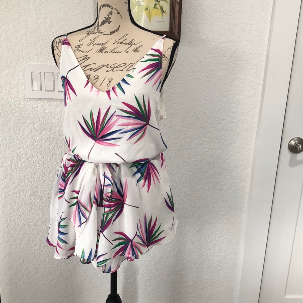 Caramela top and shorts size large